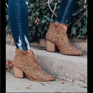 CCocci spotted animal print ankle boots size 9